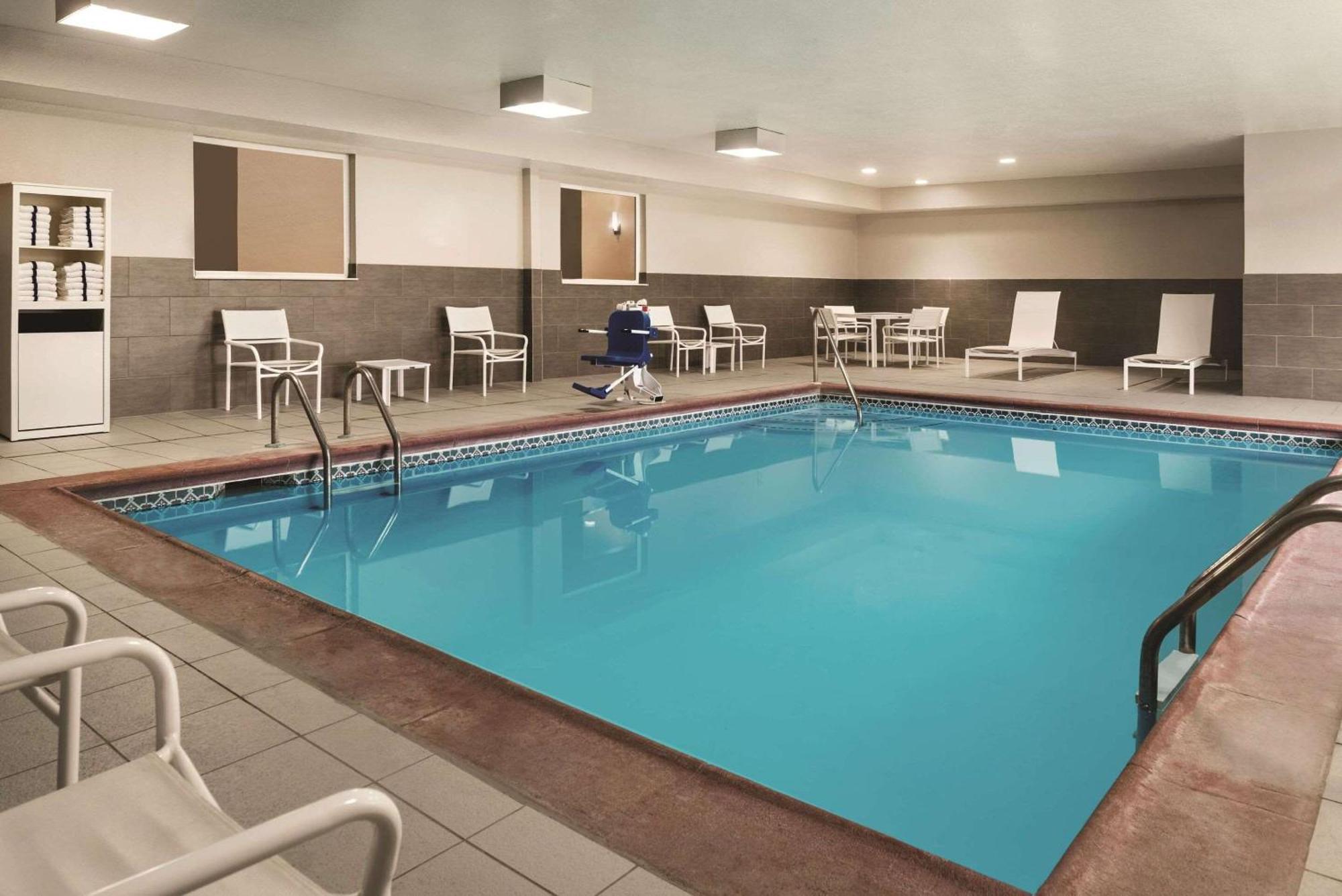 Country Inn & Suites By Radisson, Indianapolis South, In Exteriör bild